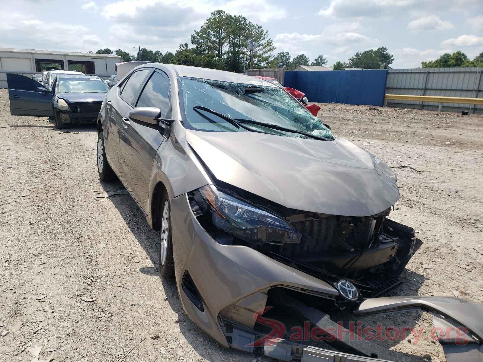 5YFBURHE2JP819097 2018 TOYOTA COROLLA