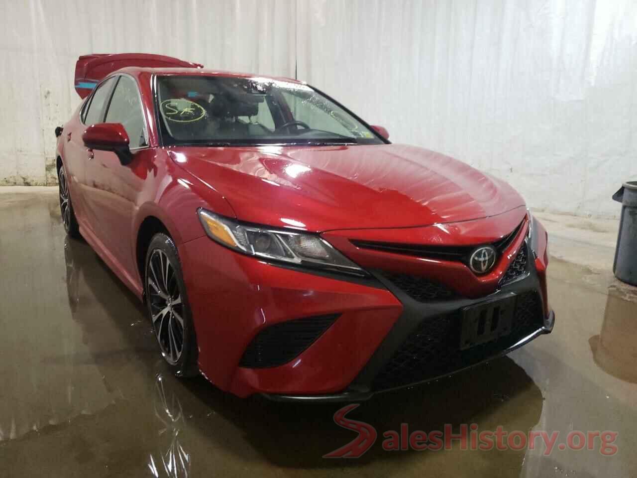 4T1B11HK5KU260760 2019 TOYOTA CAMRY