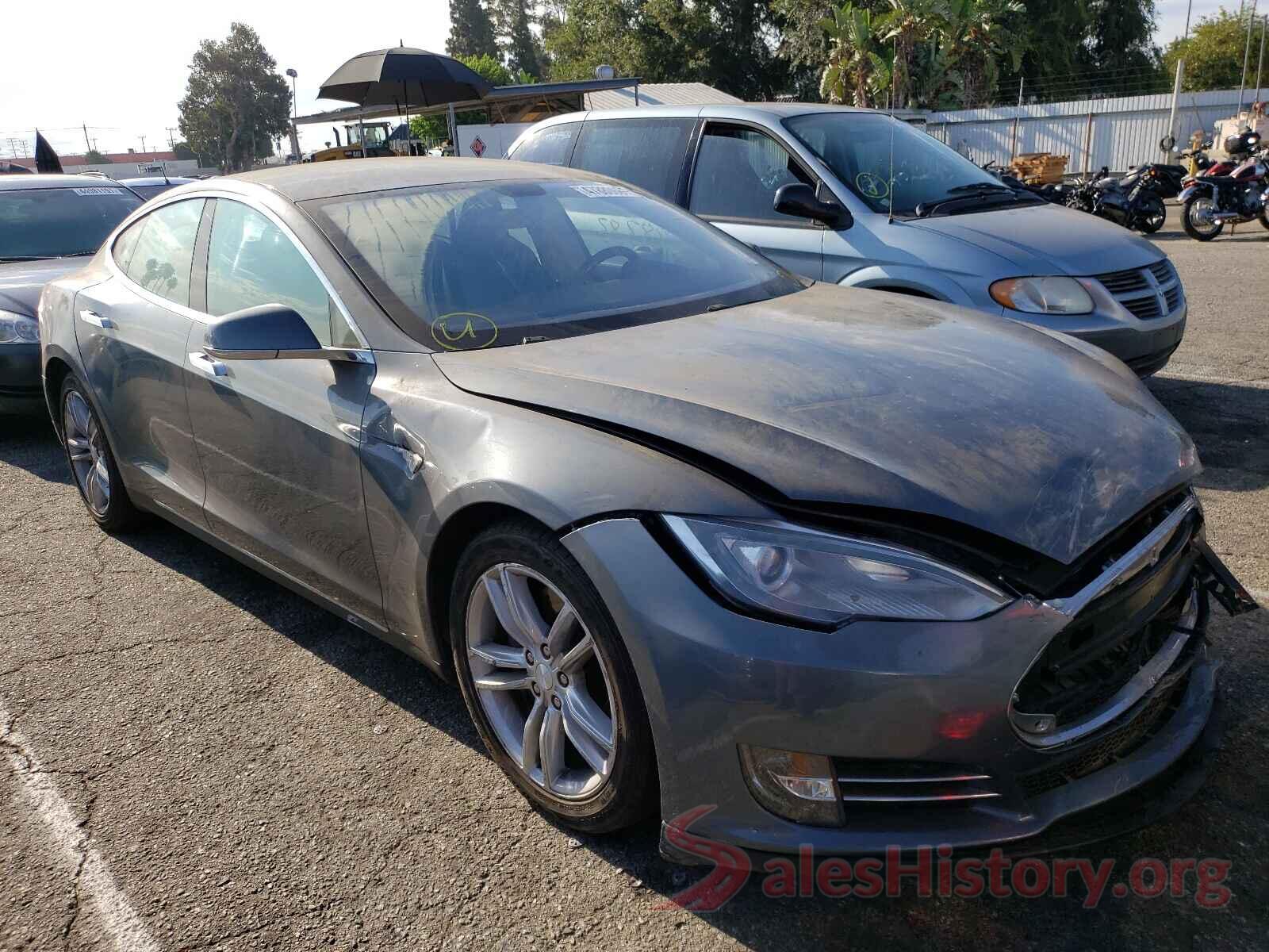 5YJSA1AC4DFP10563 2013 TESLA MODEL S