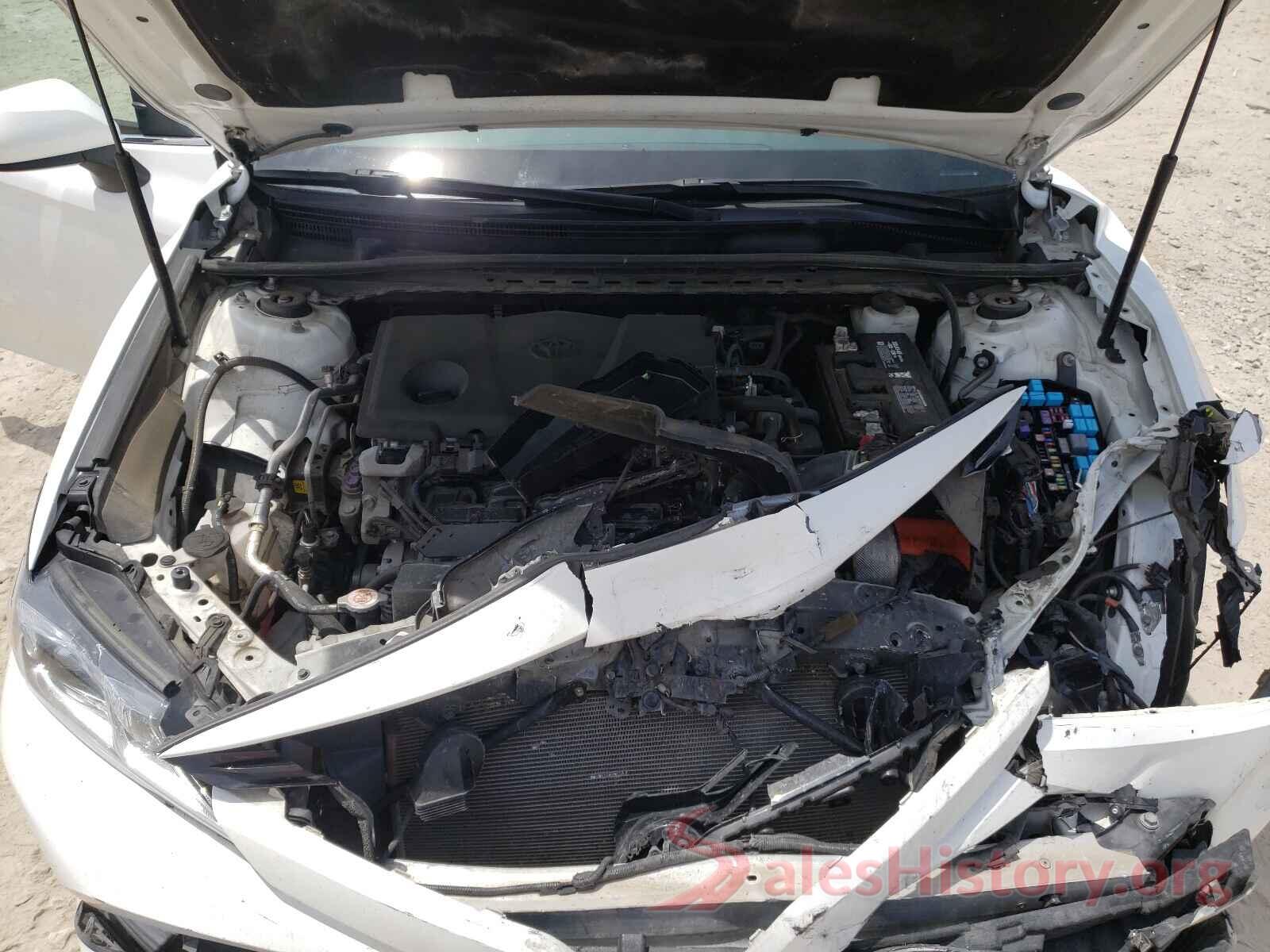 4T1B11HK8JU658737 2018 TOYOTA CAMRY