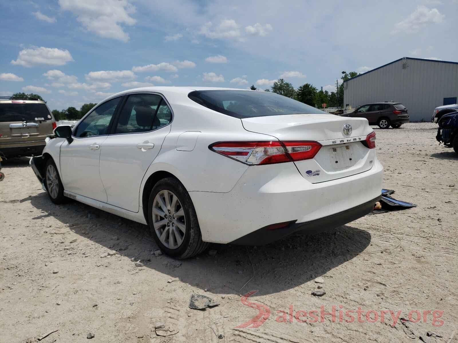 4T1B11HK8JU658737 2018 TOYOTA CAMRY