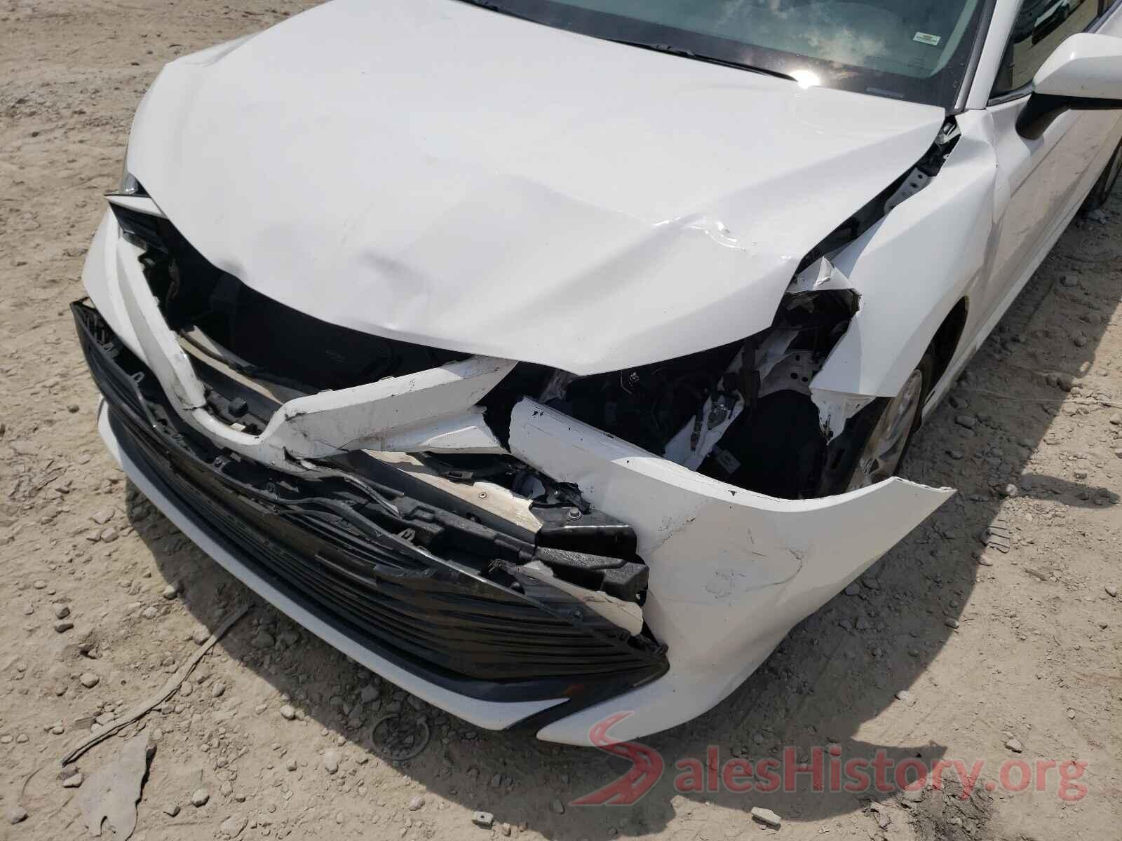 4T1B11HK8JU658737 2018 TOYOTA CAMRY