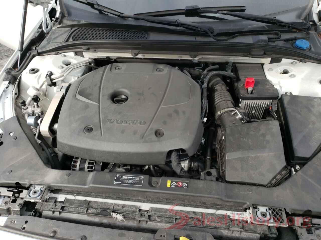 7JRA22TK4KG017547 2019 VOLVO S60