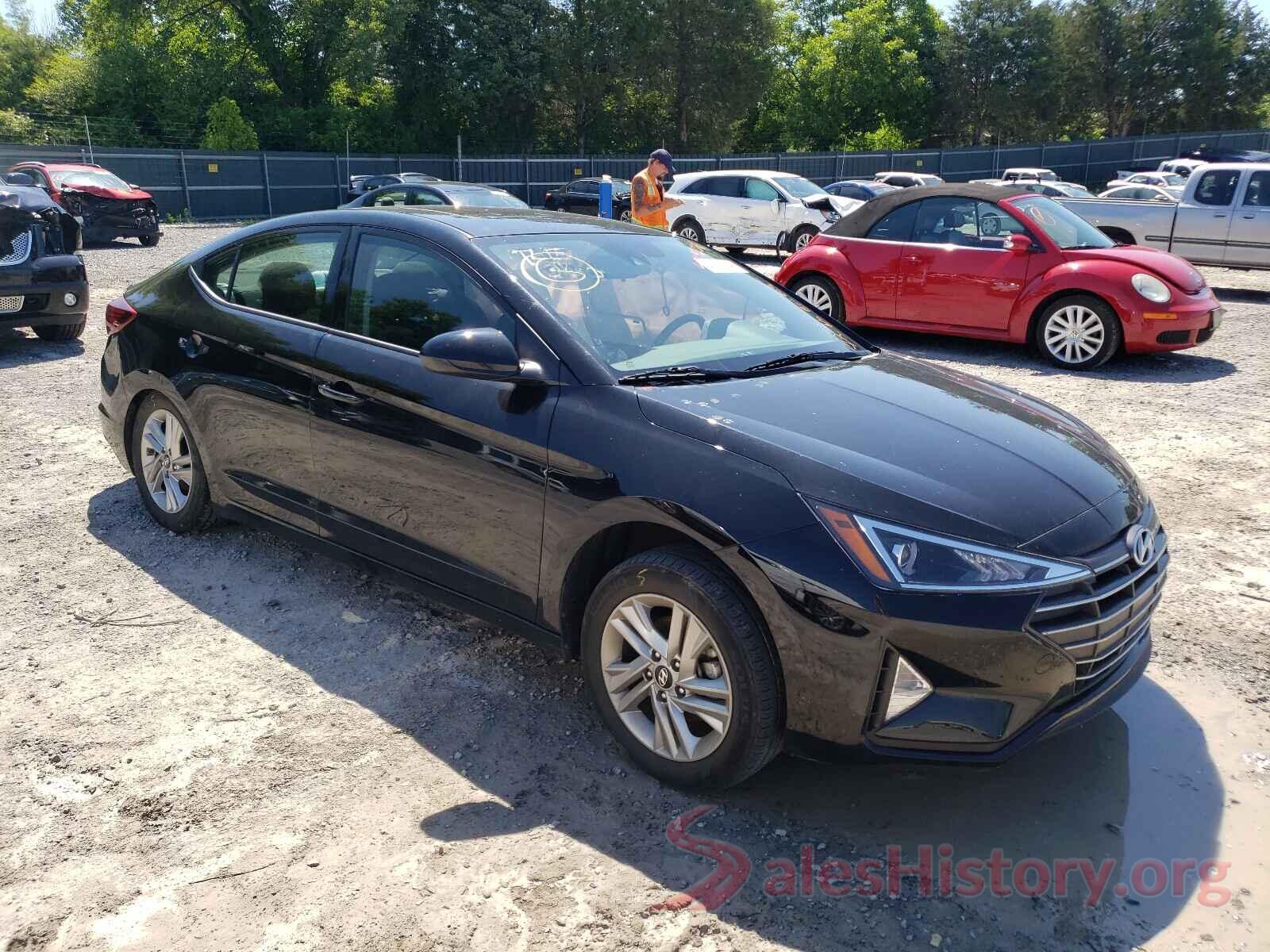 KMHD84LF4KU778102 2019 HYUNDAI ELANTRA