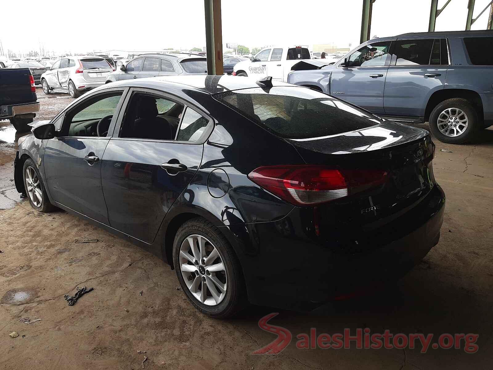 3KPFL4A7XHE008856 2017 KIA FORTE