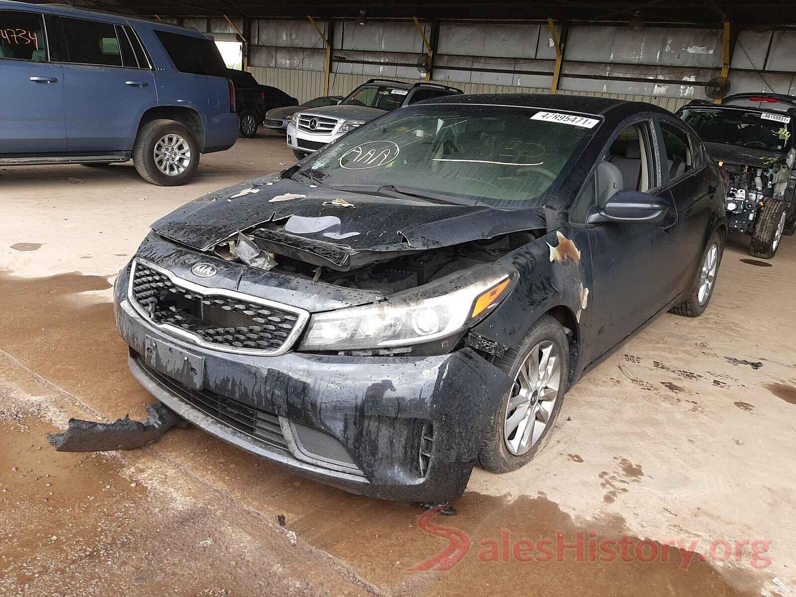 3KPFL4A7XHE008856 2017 KIA FORTE