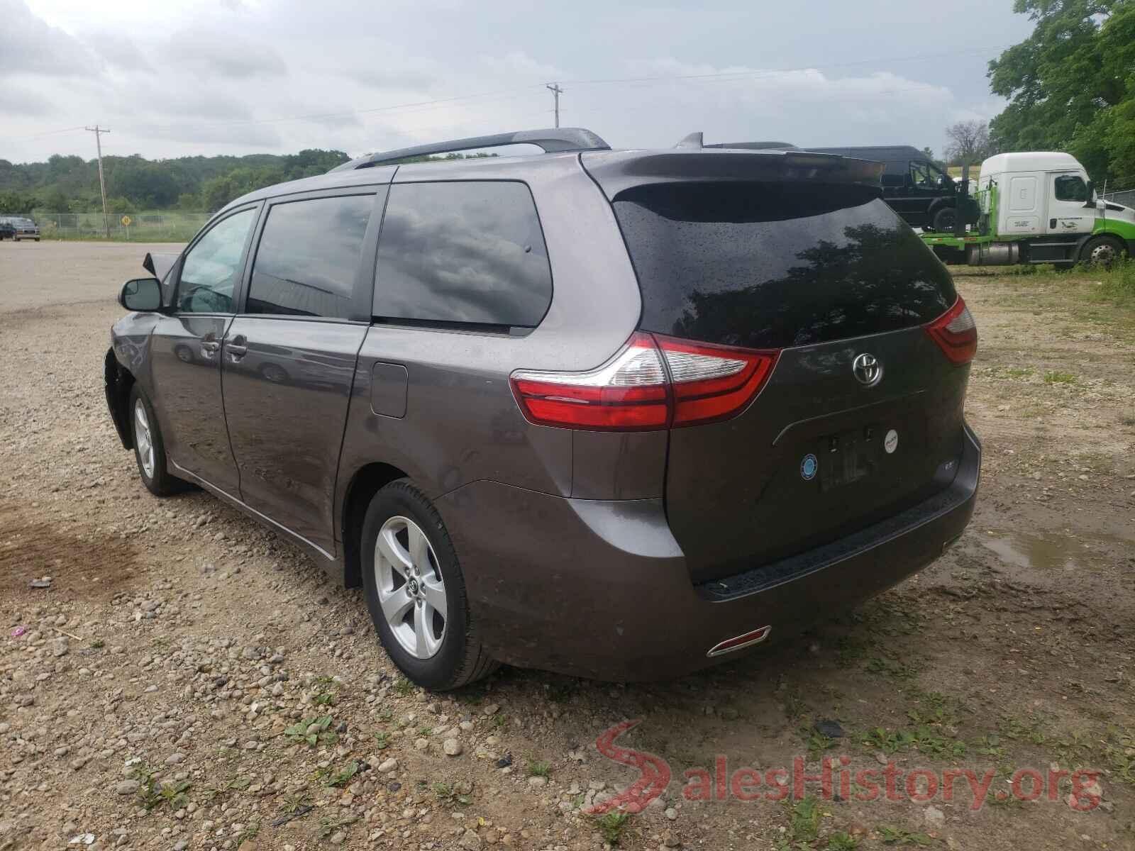 5TDKZ3DC0JS911772 2018 TOYOTA SIENNA