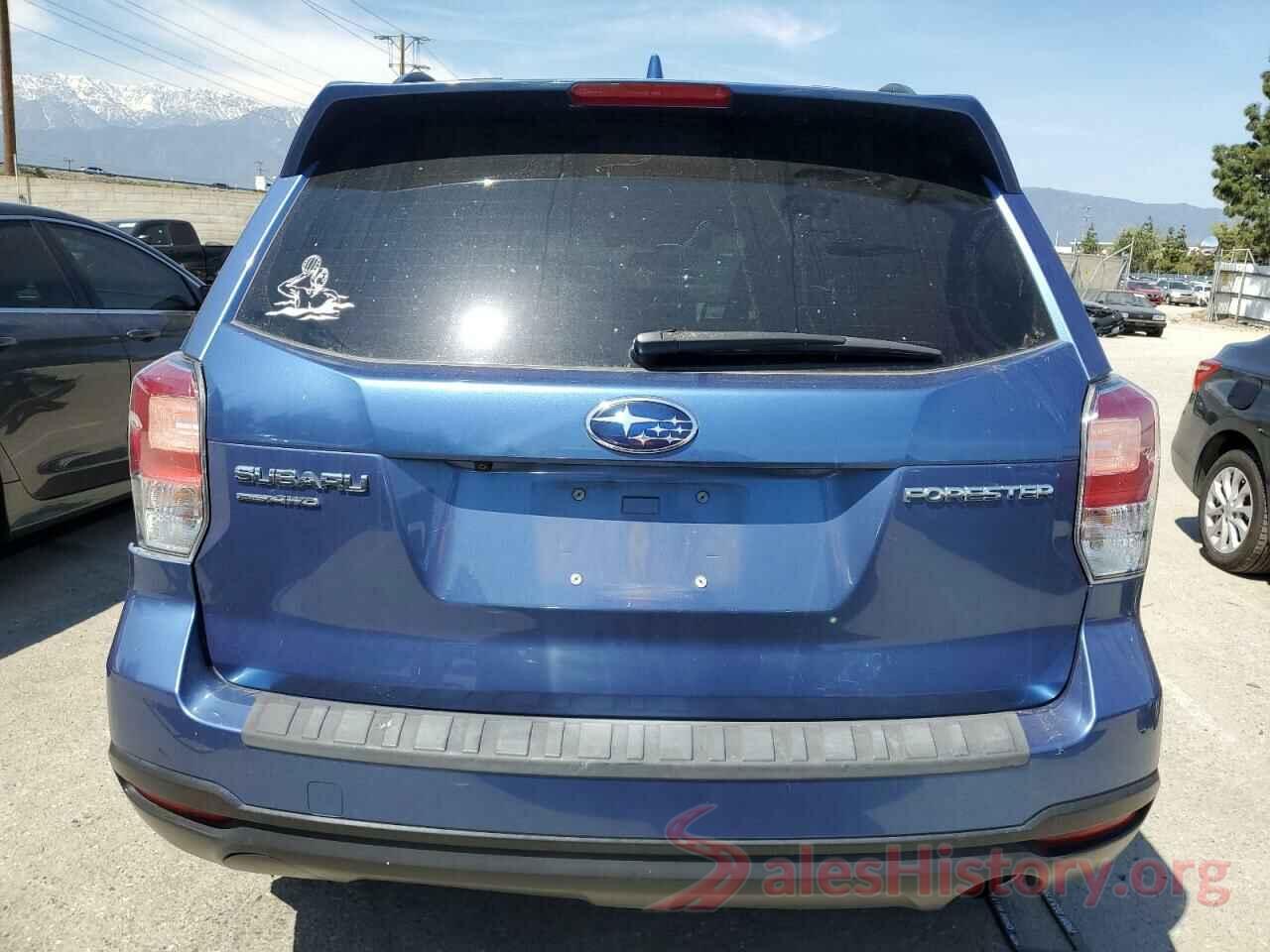 JF2SJAGC5JH488121 2018 SUBARU FORESTER