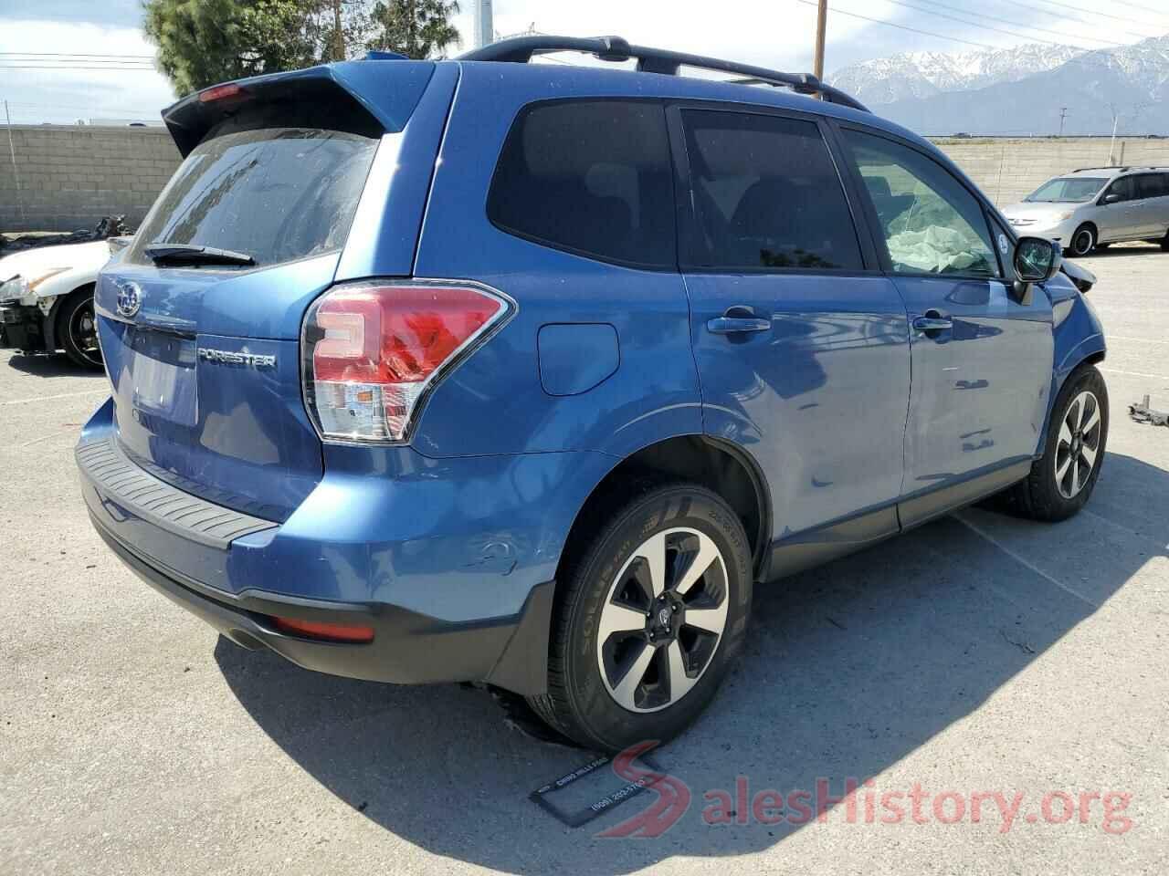 JF2SJAGC5JH488121 2018 SUBARU FORESTER