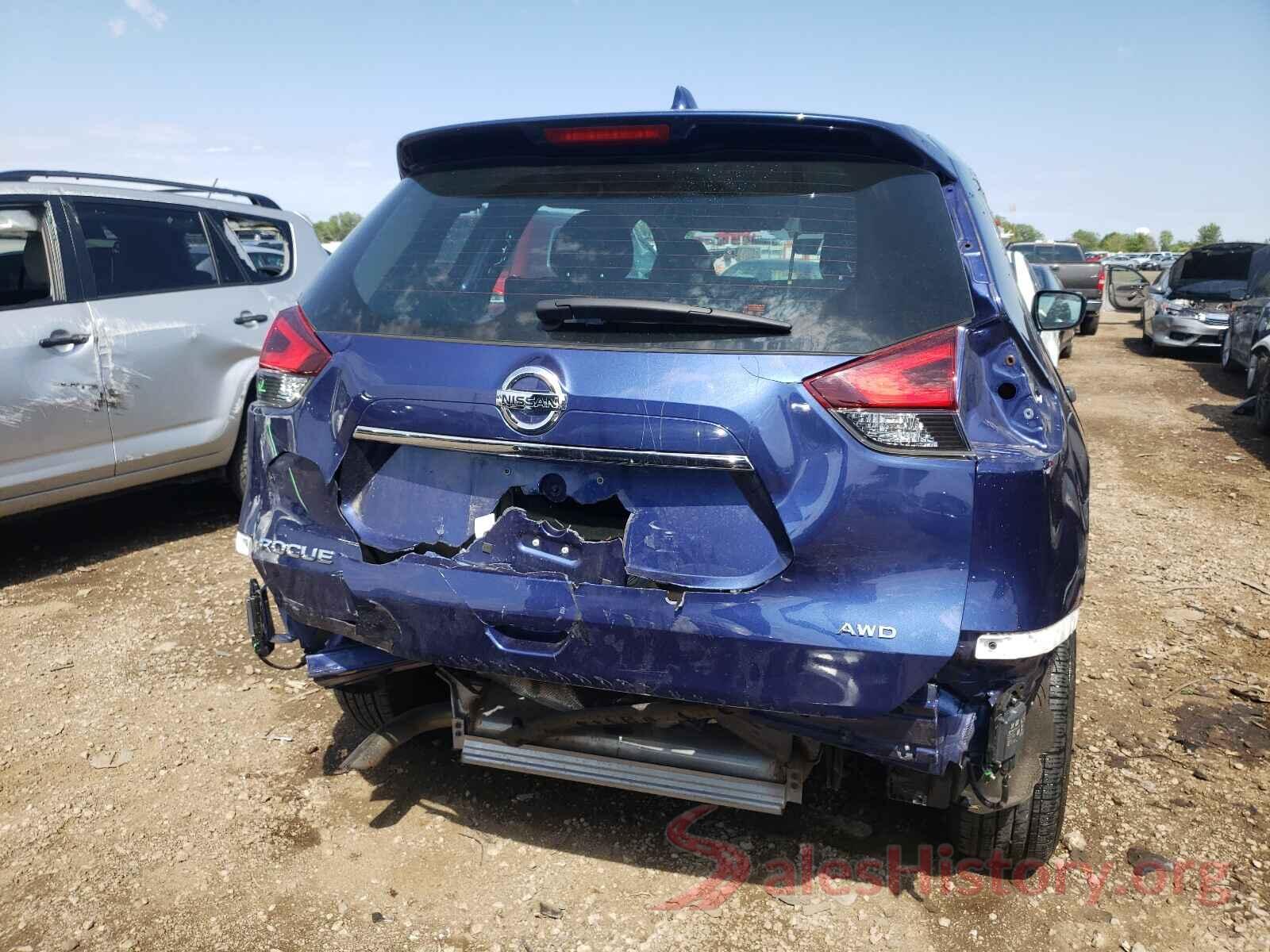 KNMAT2MV3JP568247 2018 NISSAN ROGUE