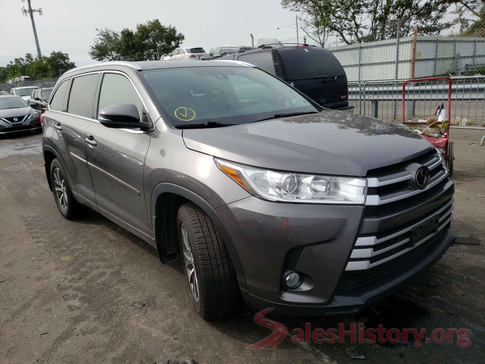 5TDJZRFH6JS857692 2018 TOYOTA HIGHLANDER