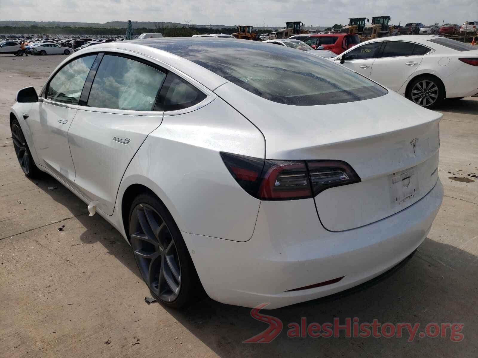 5YJ3E1EB1JF185726 2018 TESLA MODEL 3