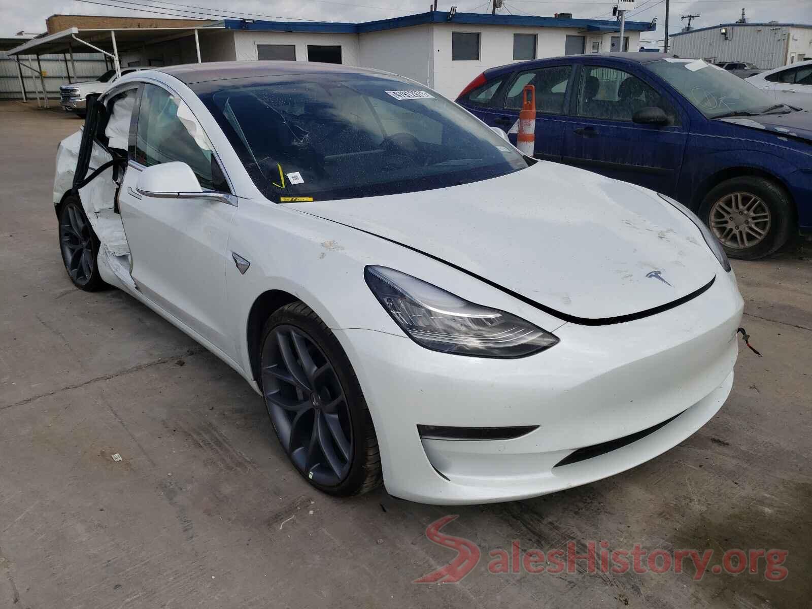 5YJ3E1EB1JF185726 2018 TESLA MODEL 3