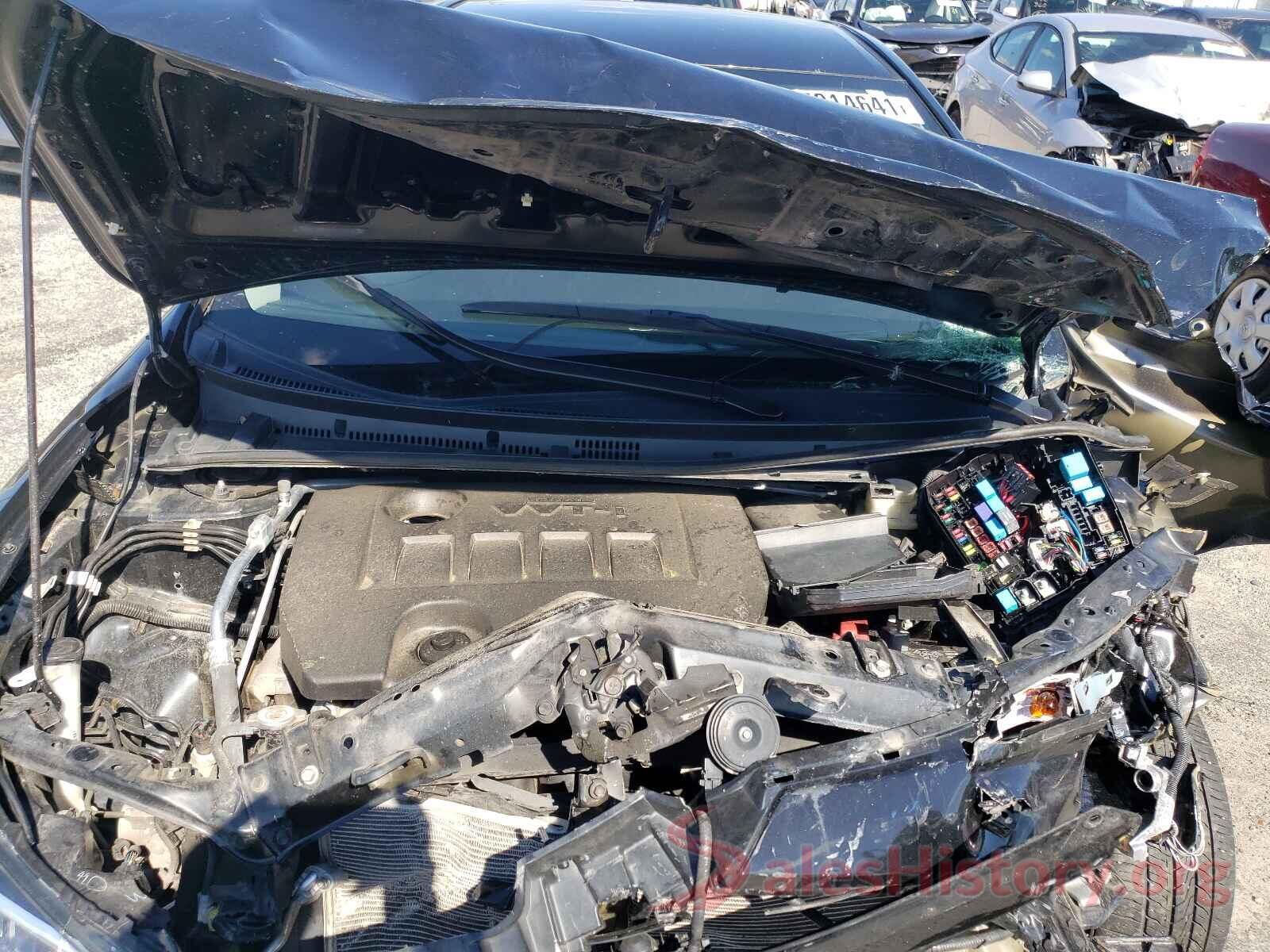 2T1BURHE6JC029480 2018 TOYOTA COROLLA