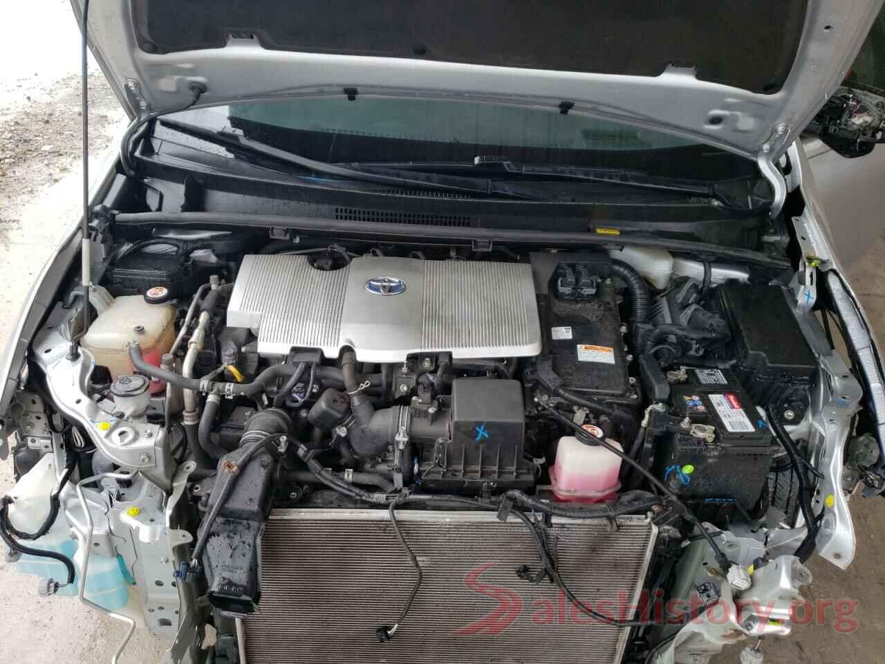 JTDKARFU6J3058697 2018 TOYOTA PRIUS