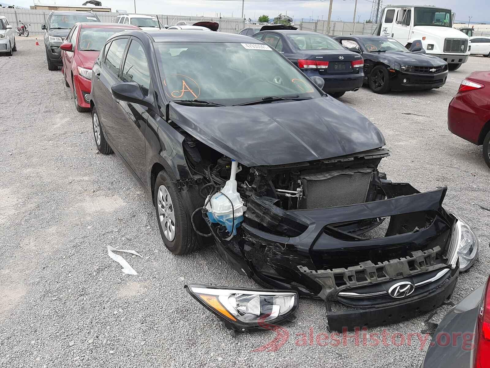 KMHCT5AE4HU363879 2017 HYUNDAI ACCENT