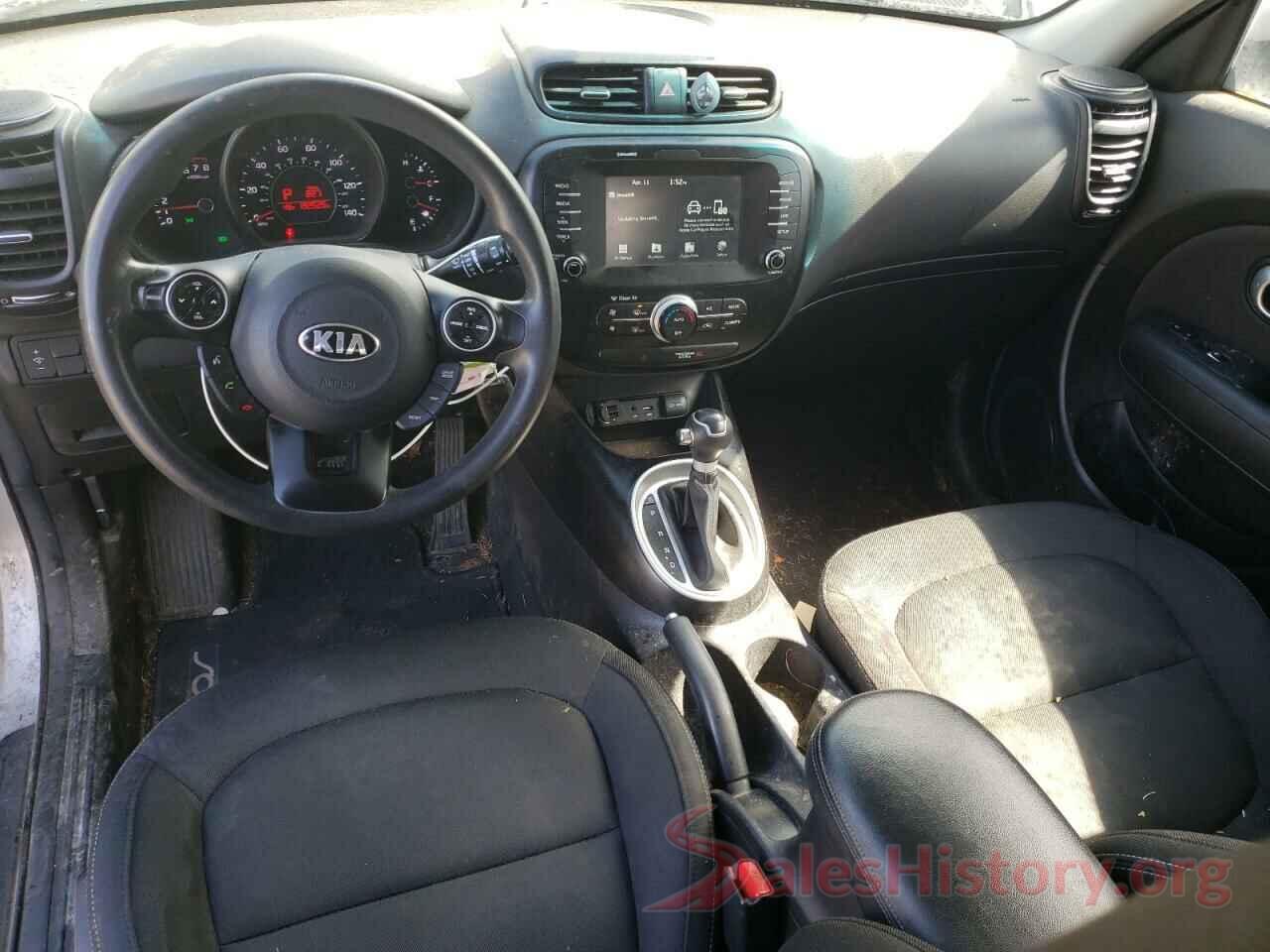 KNDJP3A55J7528136 2018 KIA SOUL