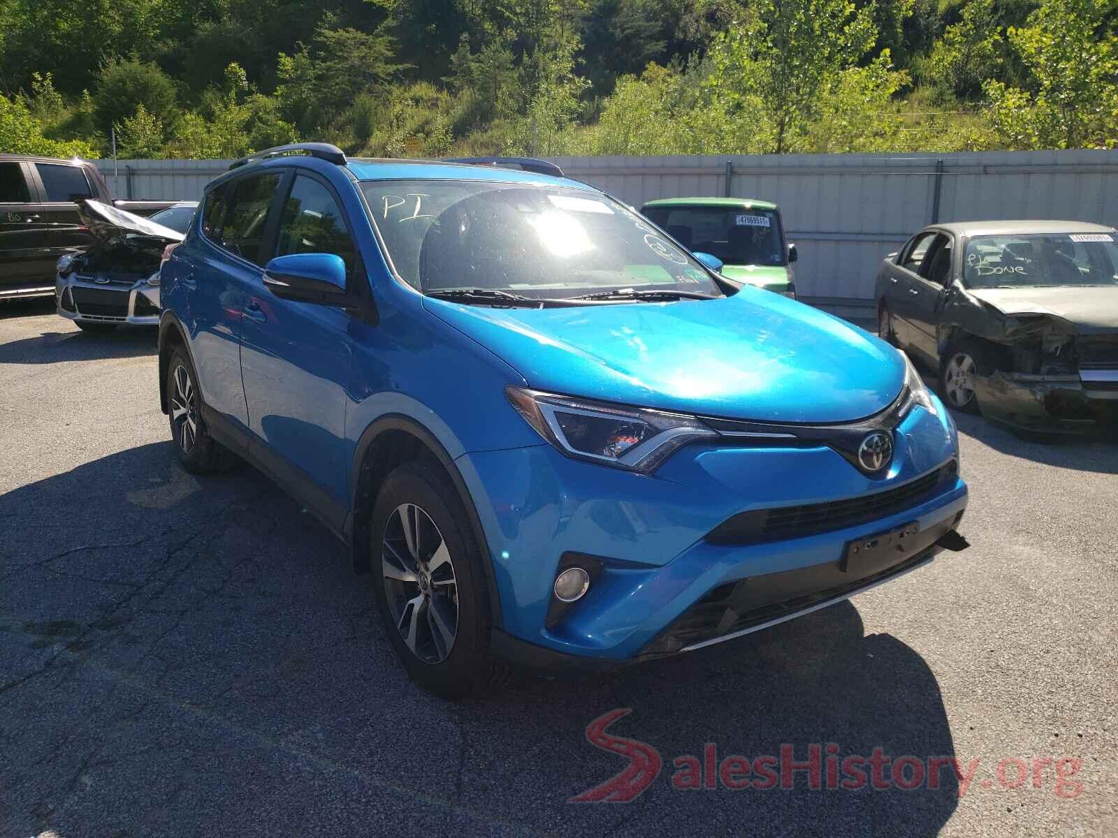 2T3RFREV5HW622910 2017 TOYOTA RAV4