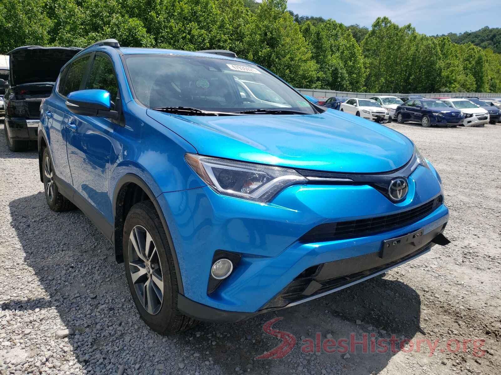 2T3RFREV5HW622910 2017 TOYOTA RAV4