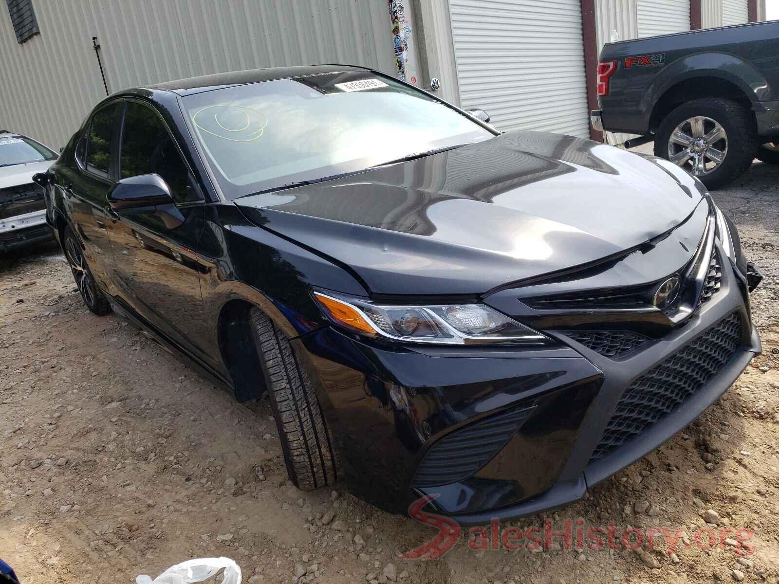 4T1B11HK3JU634541 2018 TOYOTA CAMRY