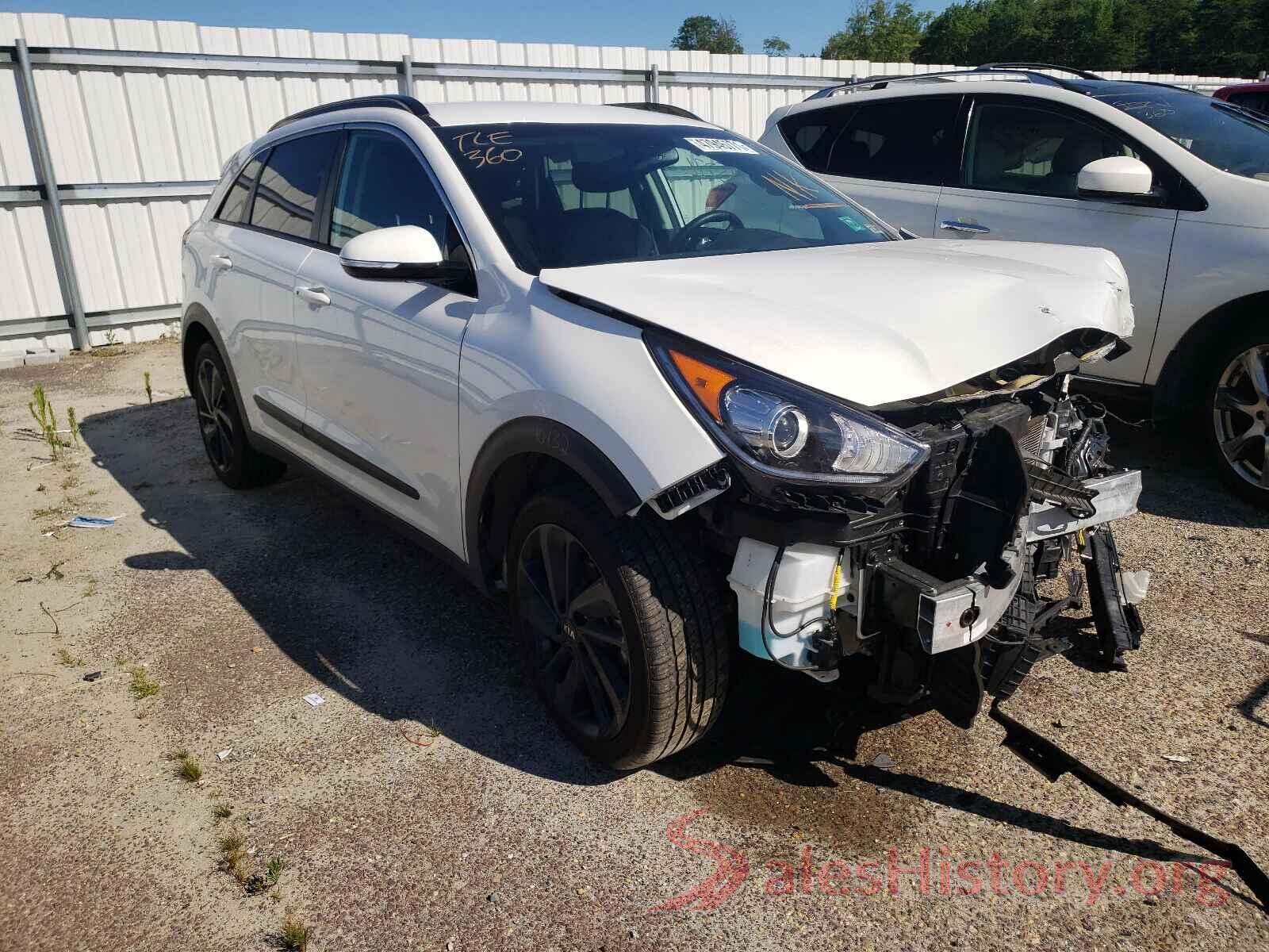 KNDCC3LCXK5301067 2019 KIA NIRO