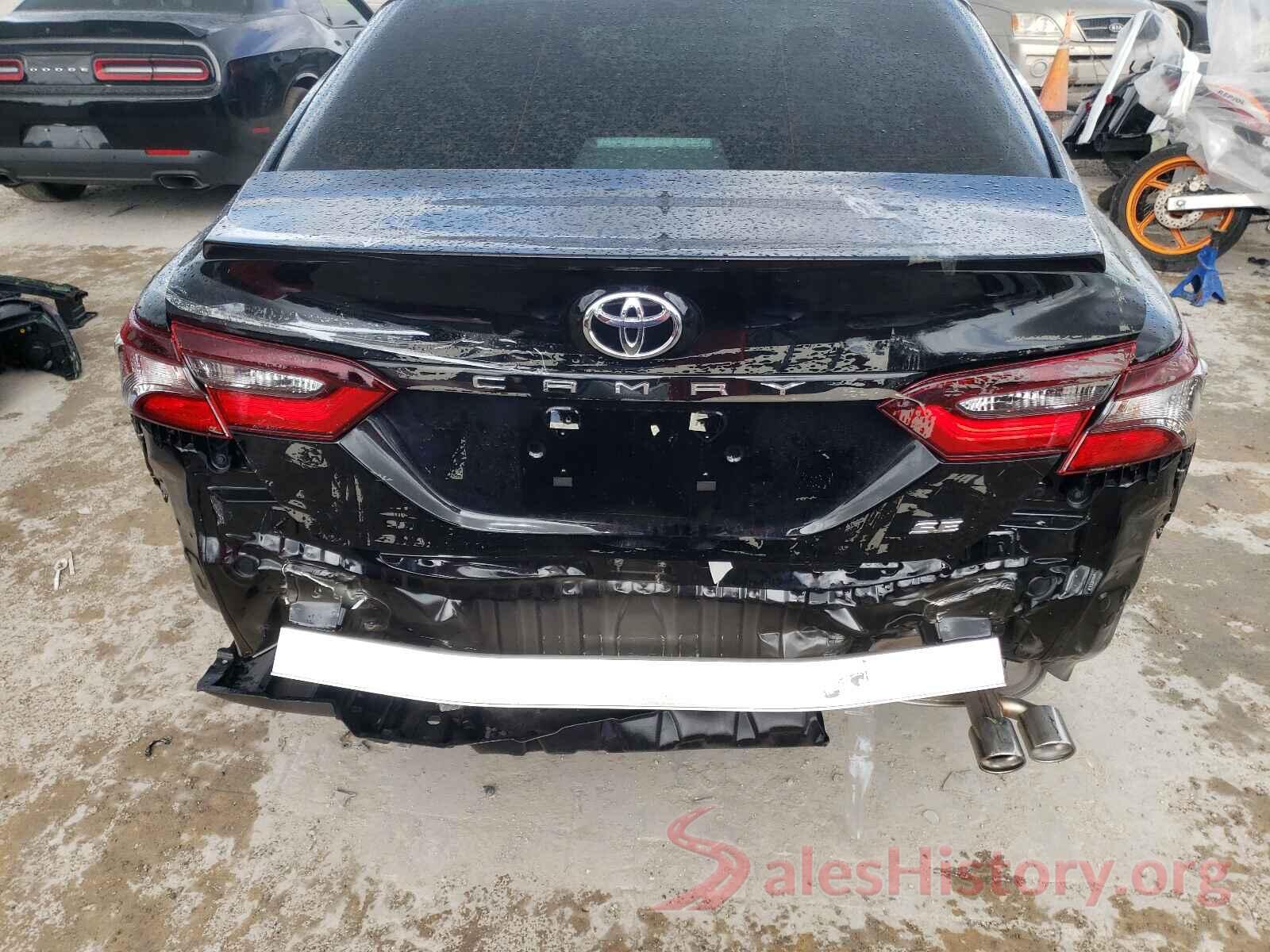 4T1G11AK2MU448929 2021 TOYOTA CAMRY