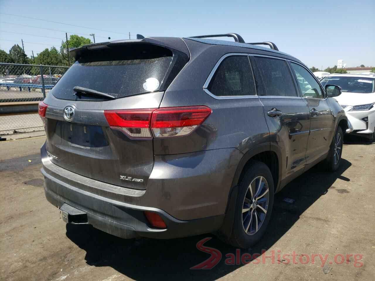 5TDJZRFH1KS605978 2019 TOYOTA HIGHLANDER