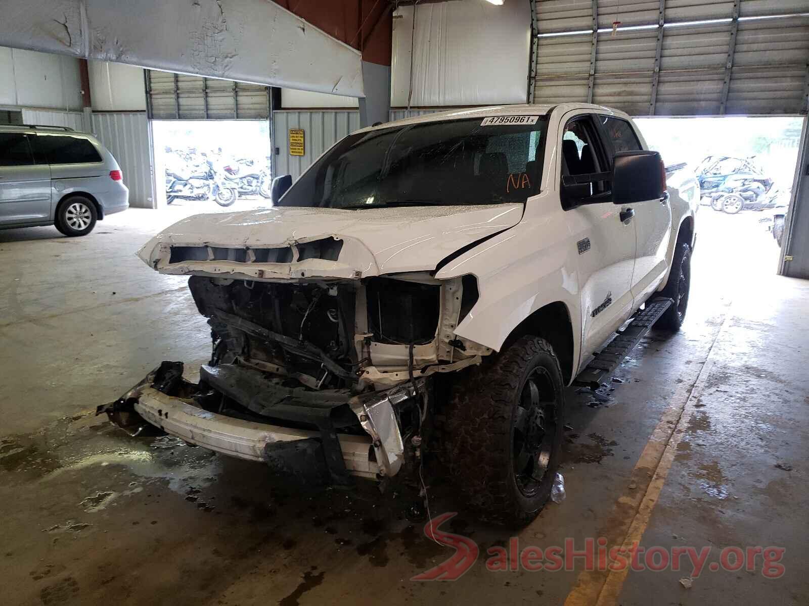 5TFDW5F1XKX779902 2019 TOYOTA TUNDRA