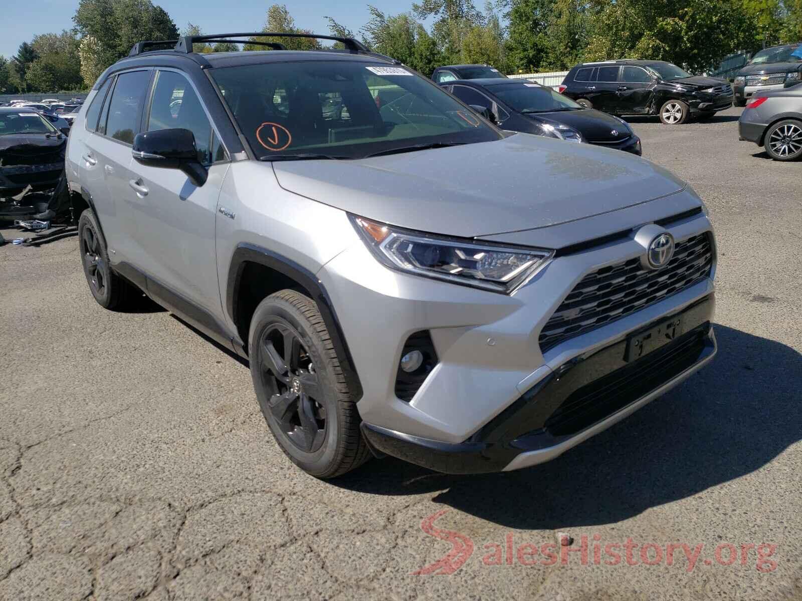 JTMEWRFV1KJ023215 2019 TOYOTA RAV4