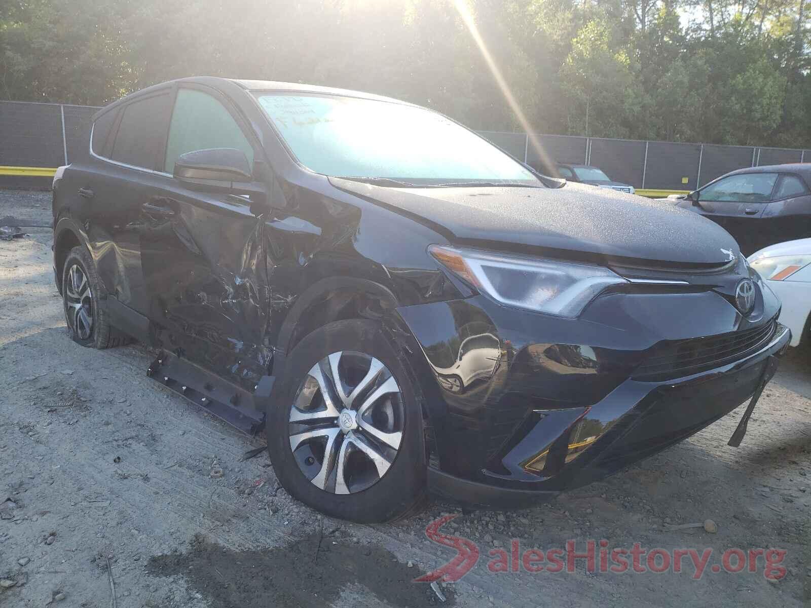 2T3BFREV1JW794004 2018 TOYOTA RAV4