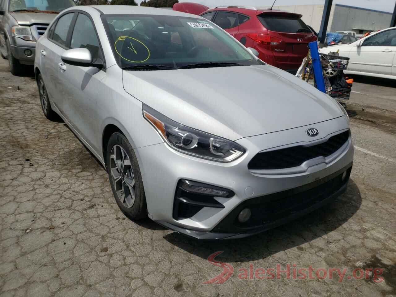 3KPF24AD8ME307040 2021 KIA FORTE