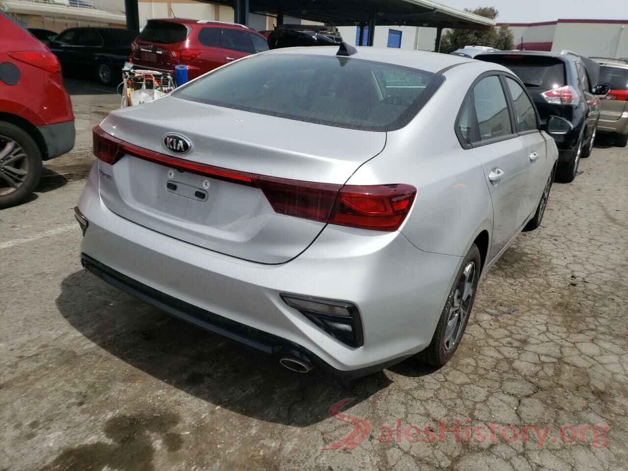 3KPF24AD8ME307040 2021 KIA FORTE