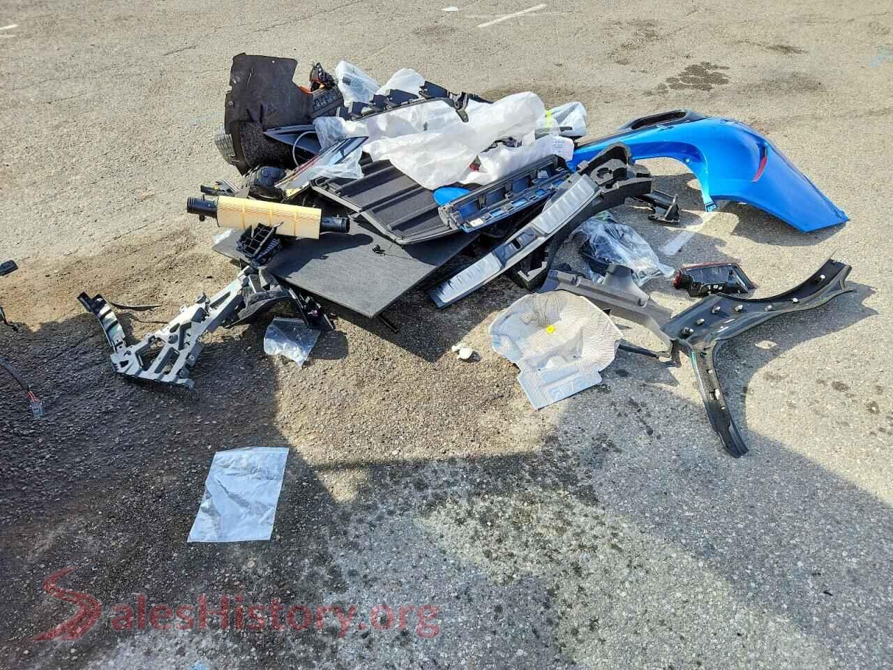 2024 JAGUAR F-PACE VIN SADCZ2EE0RA739609, trunk area