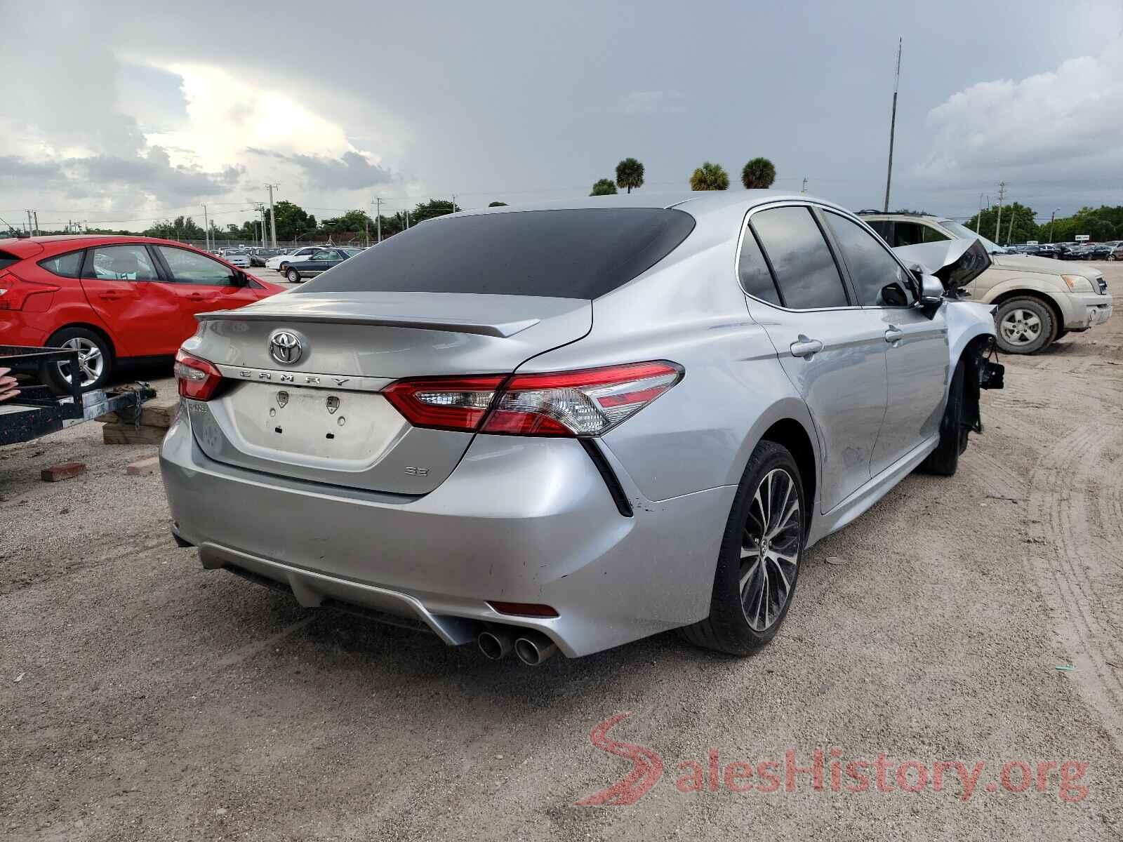 4T1B11HK7JU036016 2018 TOYOTA CAMRY