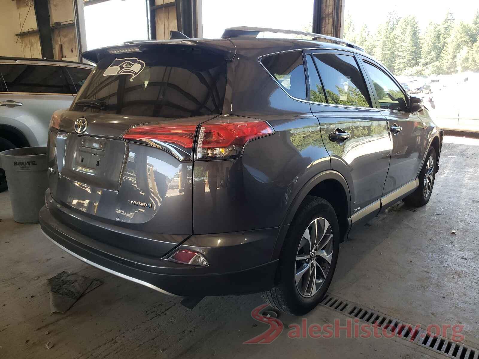 JTMRJREV2JD223017 2018 TOYOTA RAV4