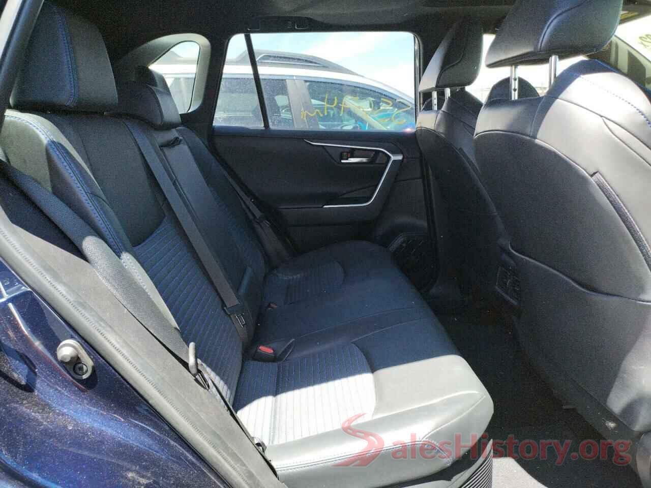 JTMEWRFVXKJ007868 2019 TOYOTA RAV4