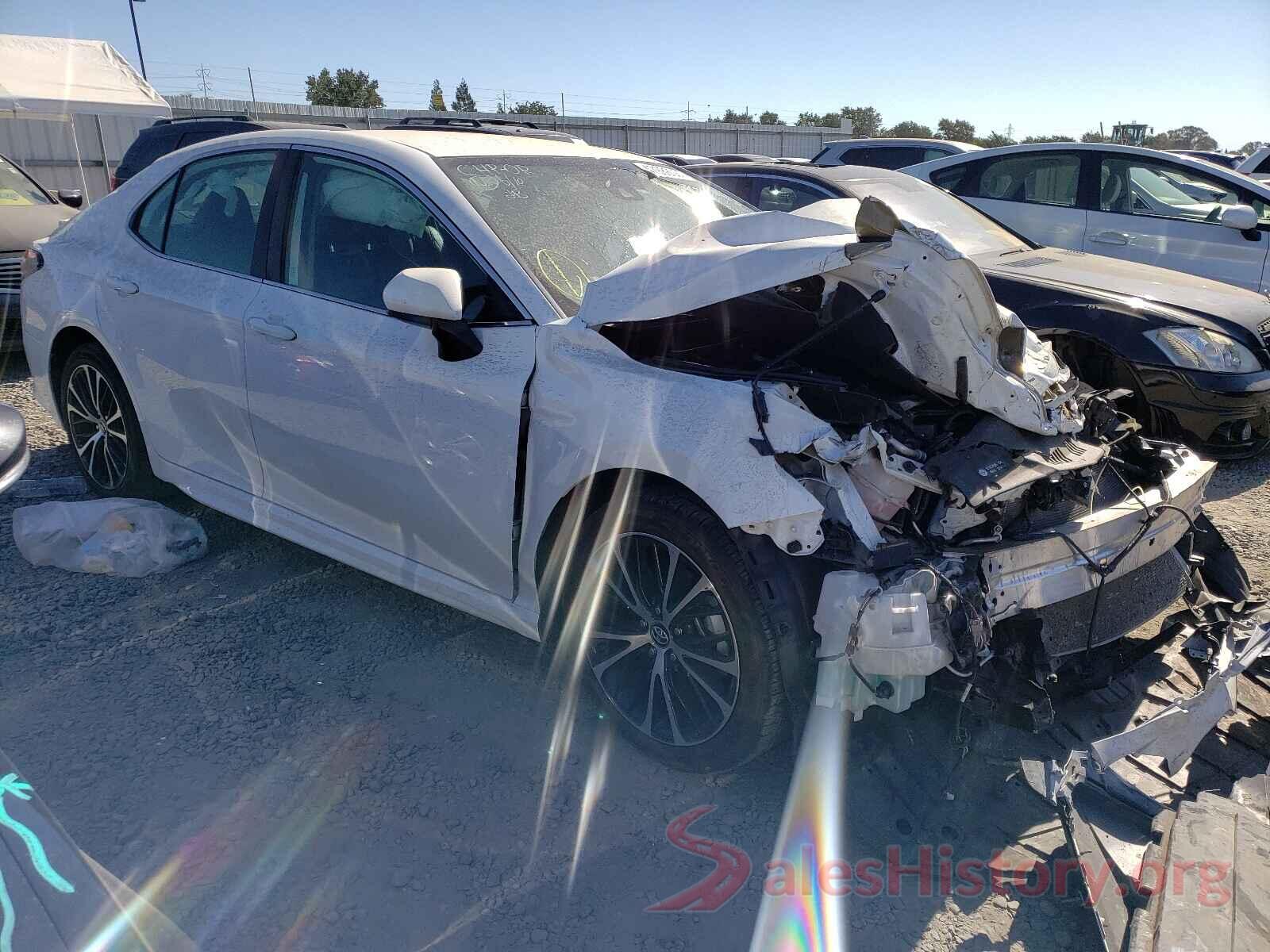 4T1B11HK2KU228588 2019 TOYOTA CAMRY