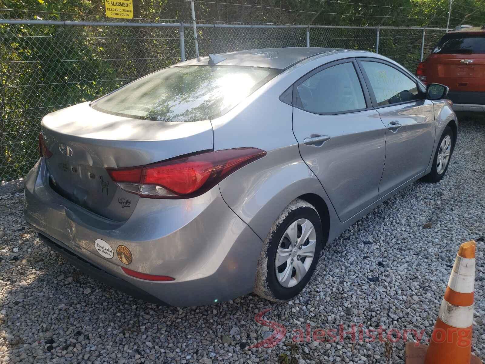 5NPDH4AE3GH704668 2016 HYUNDAI ELANTRA