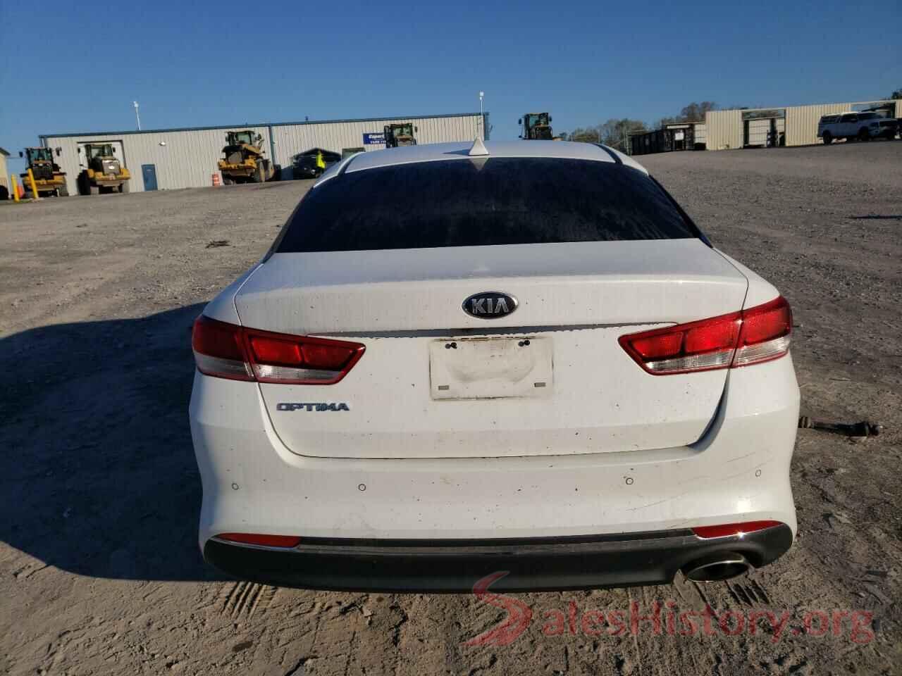 5XXGT4L36JG272068 2018 KIA OPTIMA