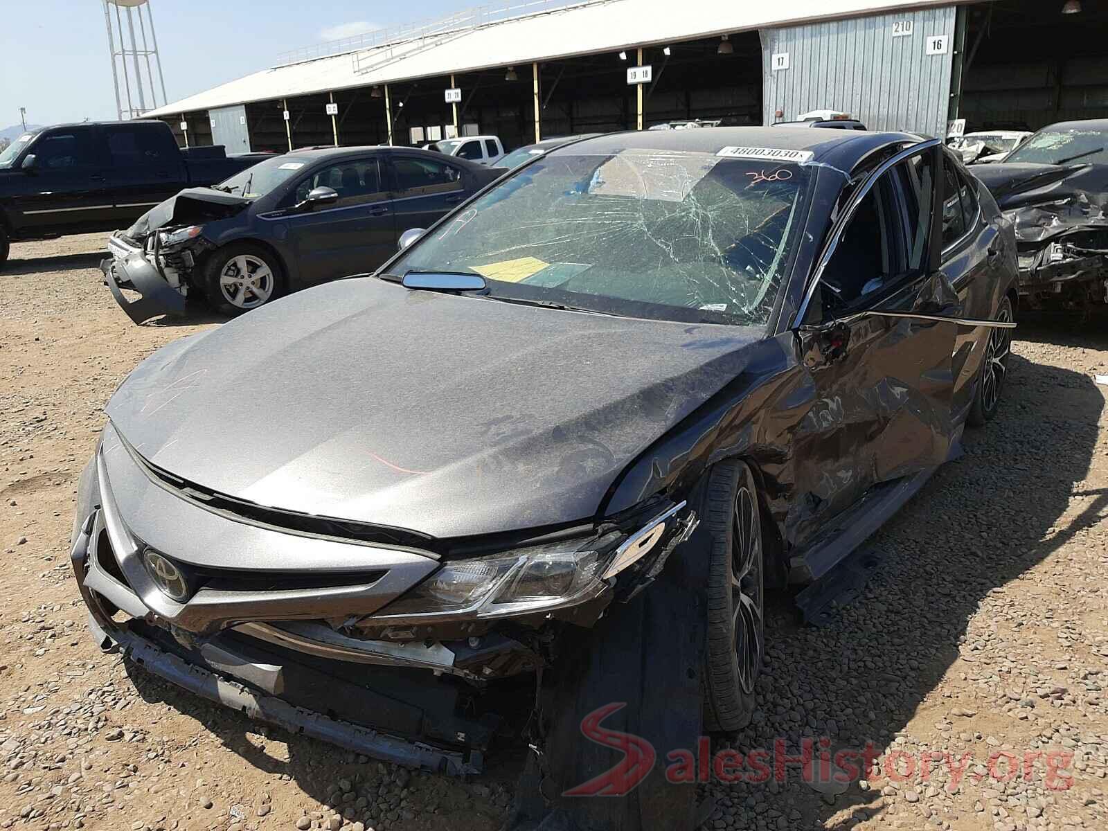 4T1B11HK0JU644251 2018 TOYOTA CAMRY