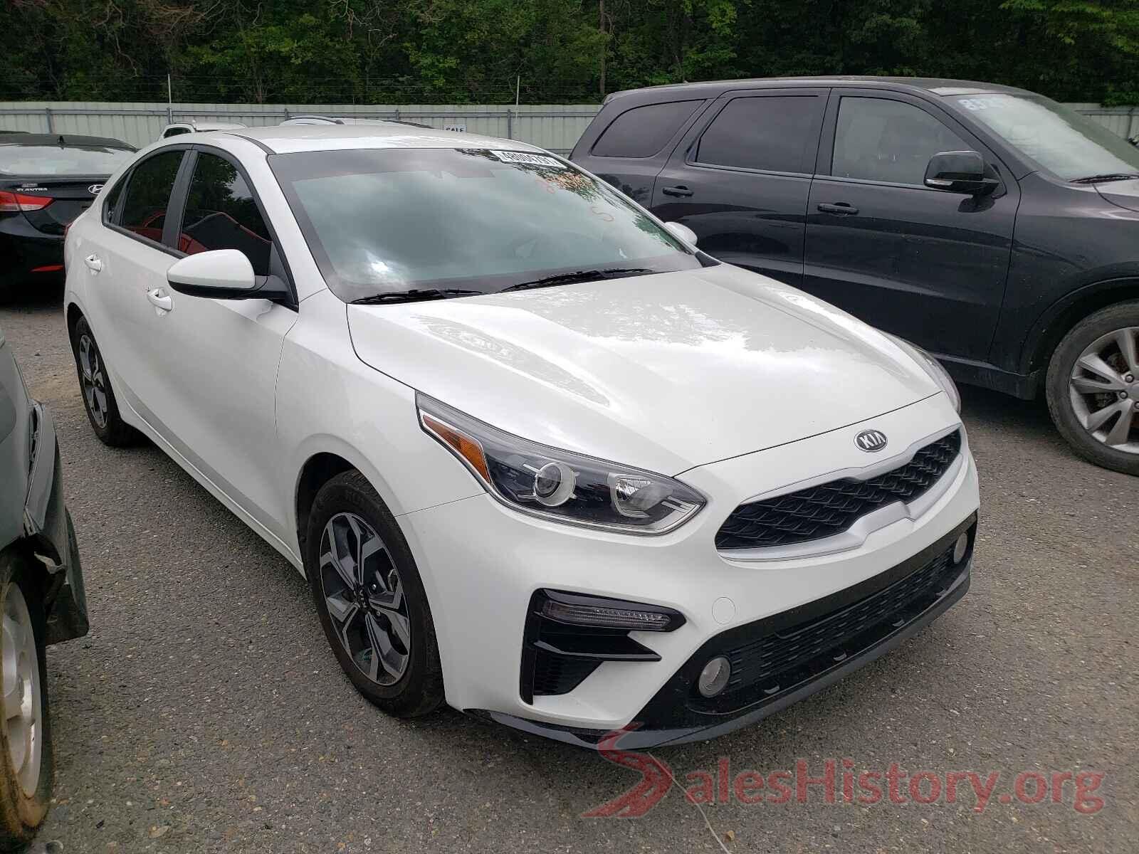 3KPF24ADXME279385 2021 KIA FORTE