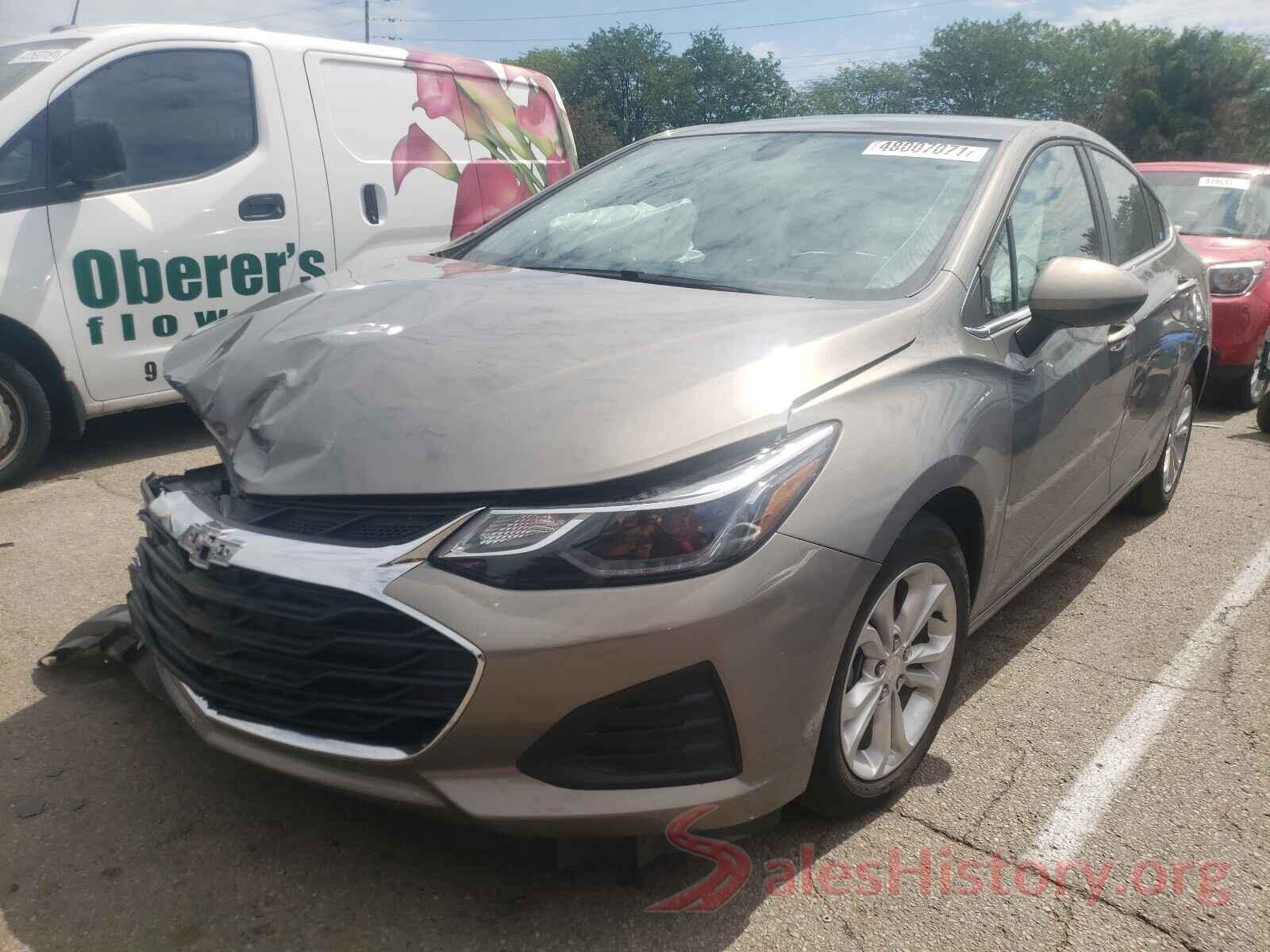 1G1BE5SM1K7133943 2019 CHEVROLET CRUZE