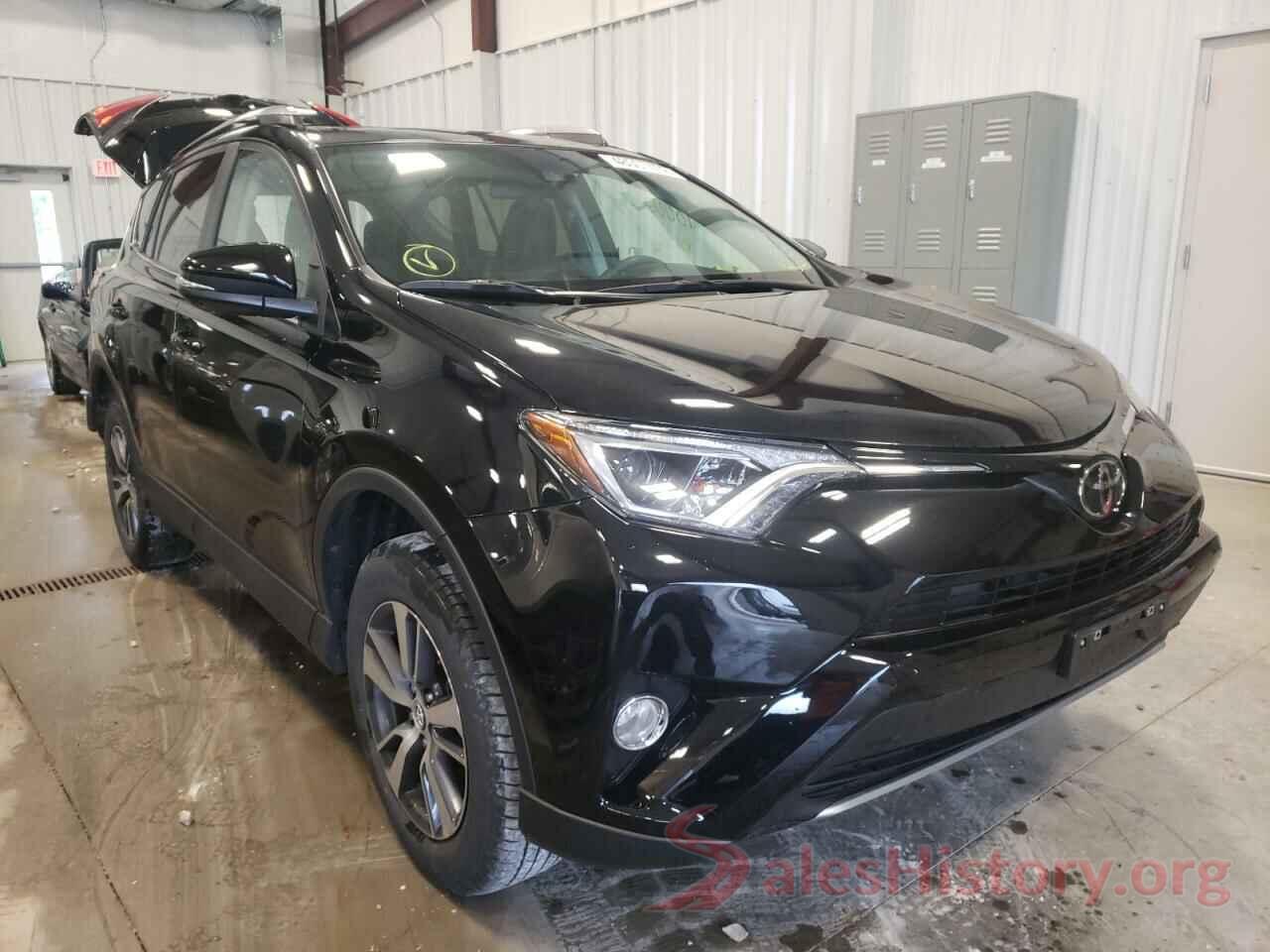 2T3RFREV8HW651043 2017 TOYOTA RAV4