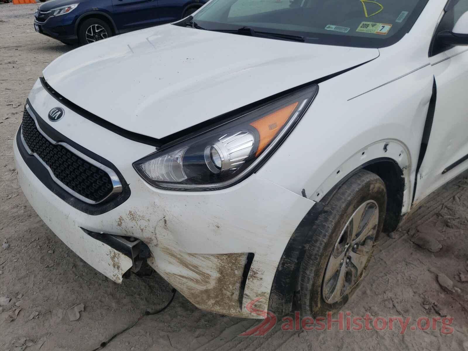 KNDCB3LC0J5121842 2018 KIA NIRO