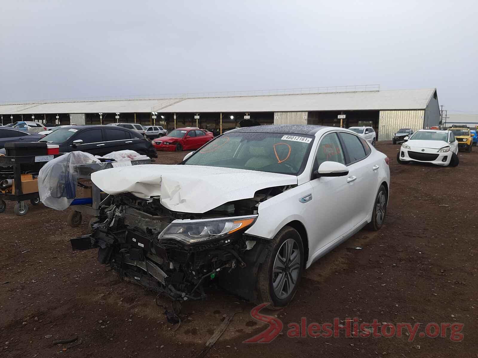 KNAGU4LE8H5011230 2017 KIA OPTIMA