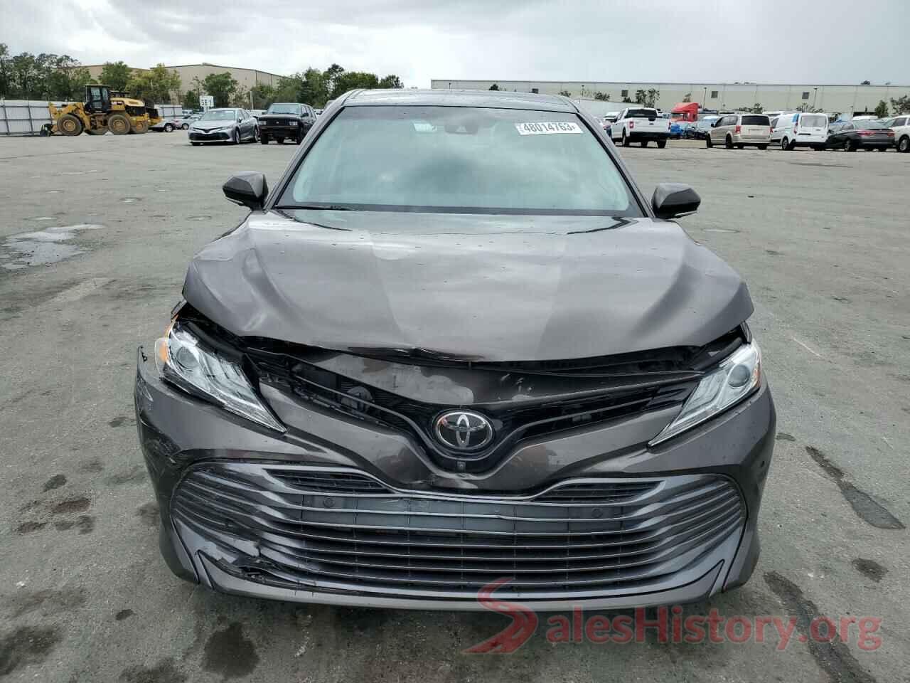 4T1B11HK8JU030564 2018 TOYOTA CAMRY