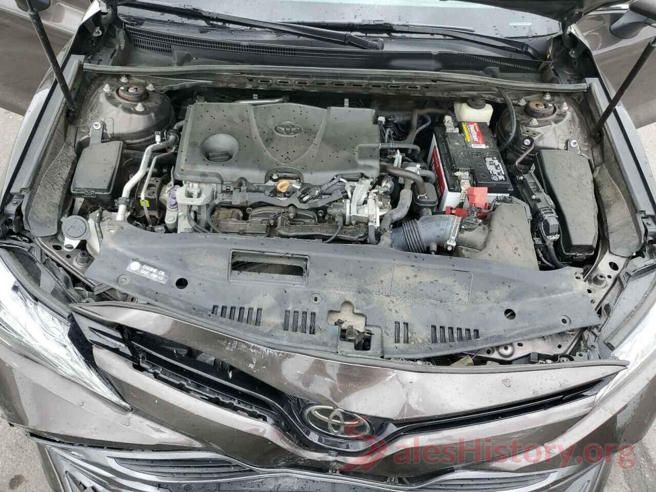 4T1B11HK8JU030564 2018 TOYOTA CAMRY