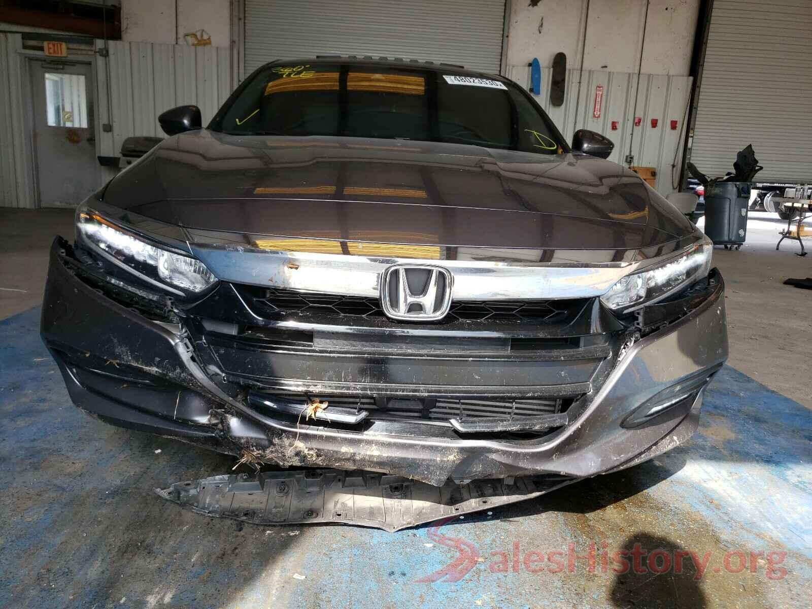 1HGCV1F50JA142773 2018 HONDA ACCORD