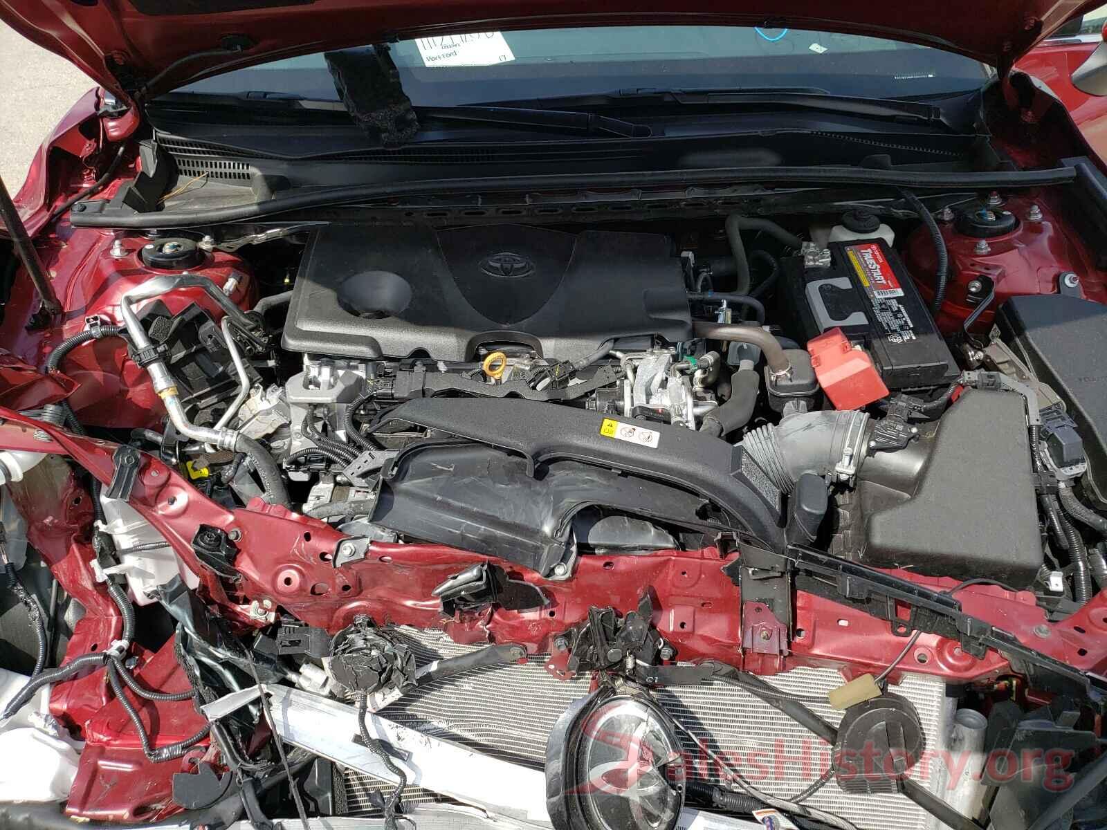 4T1B11HK8JU561134 2018 TOYOTA CAMRY