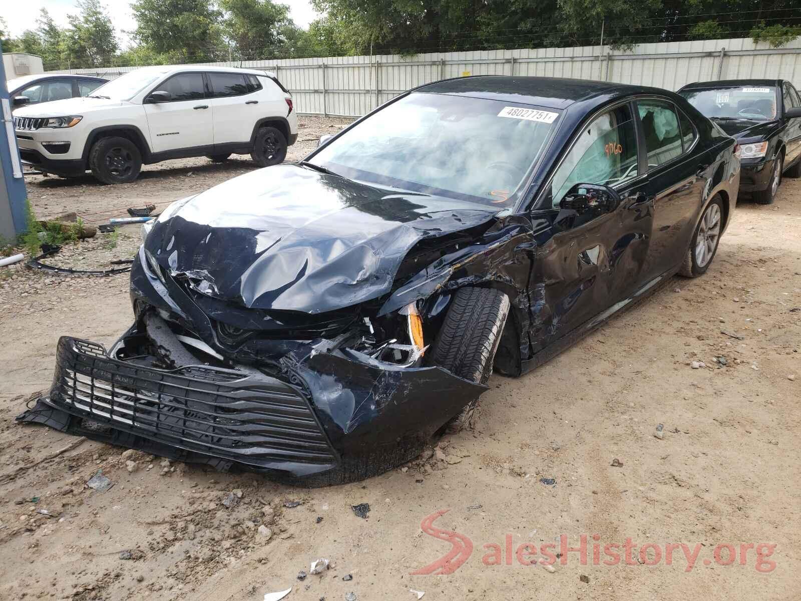 4T1B11HK2JU588099 2018 TOYOTA CAMRY